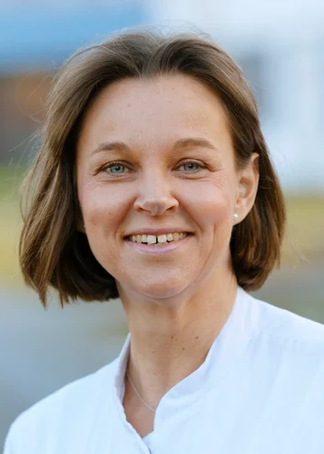 Dr. Anja Stahlenbrecher