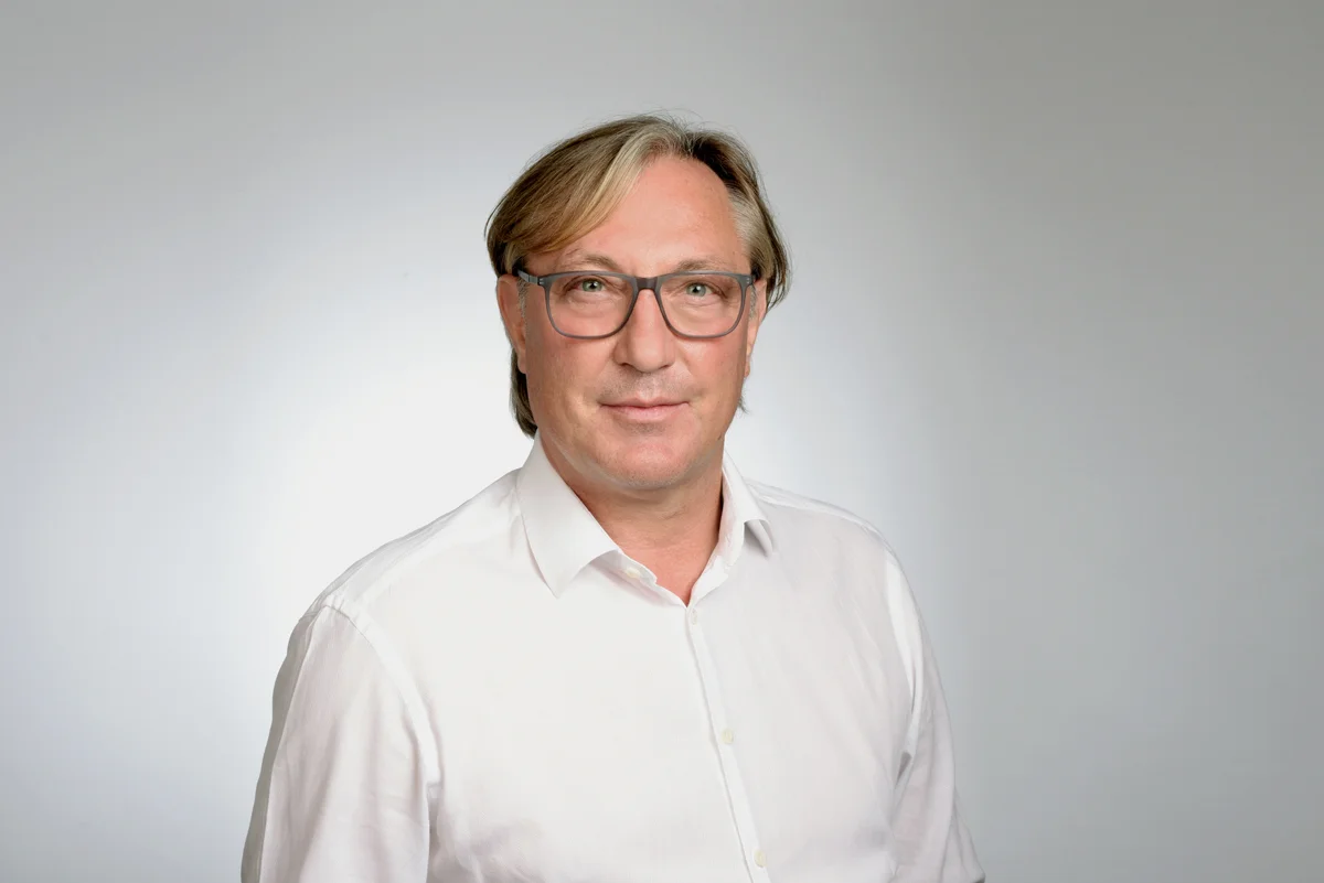 Dr. med. Peter Caspari