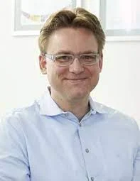 Dr. Thorsten Sattler
