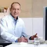 Foto von Dr. med. (EC) Hernan Iniguez, Plastischer Chirurg